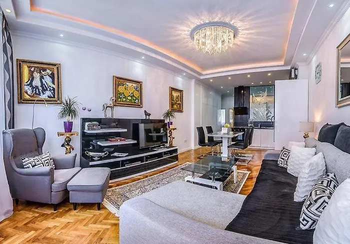 Bp Main Street Boedapest