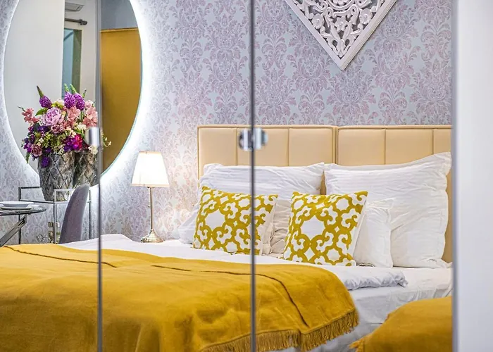 Bp Main Street 布达佩斯